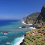 טריו חגיגי בנמל פונשל, באיי מדיירה שבפורטוגל