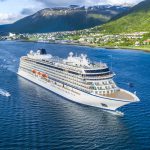 צפו: שירותי הצלה מחלצים נוסעים מהויקינג סקיי