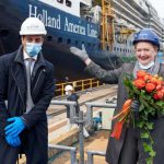 הולנד אמריקה ליין חגגה את טקס הטמעת המטבע באונייה רוטרדם