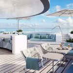 הסופר יאכטה אמרלד אזורה תפליג מעקבה שבירדן