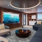 ספינת היוקרה EXPLORA I מציגה את סוויטת הבעלים החלומית