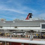 קרניבל קרוז ליין בוחנת ארוחות ערב אקספרס של 45 דקות