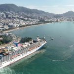 Carnival Legend: עגינה מפתיעה באקפולקו אחרי יותר מ־15 שנה