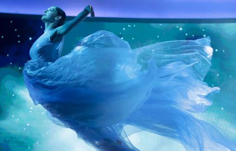 Celebrity Beyond: מופעים ובידור מעבר לדמיון מצפים לנוסעים