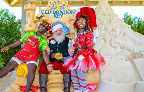 Celebration Key מתעוררת: החופים בגראנד בהאמה מקושטים לחג