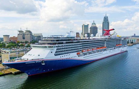 כריסטין דאפי: “קרניבל מפליגה מיותר נמלי בית בארה”ב”