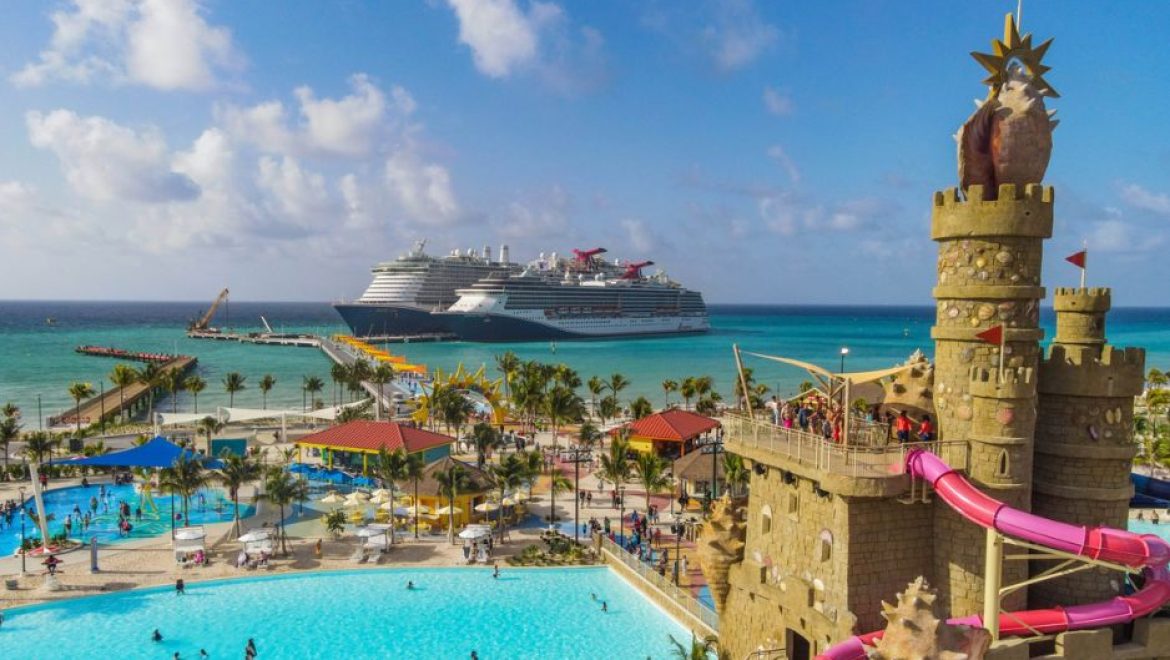 אונייה ראשונה מסדרת Excel מבקרת ב-Celebration Key