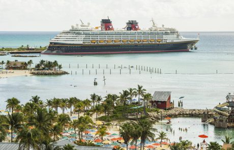 האיים הפרטיים החלומיים של חברות הקרוזים המובילות בקריביים
