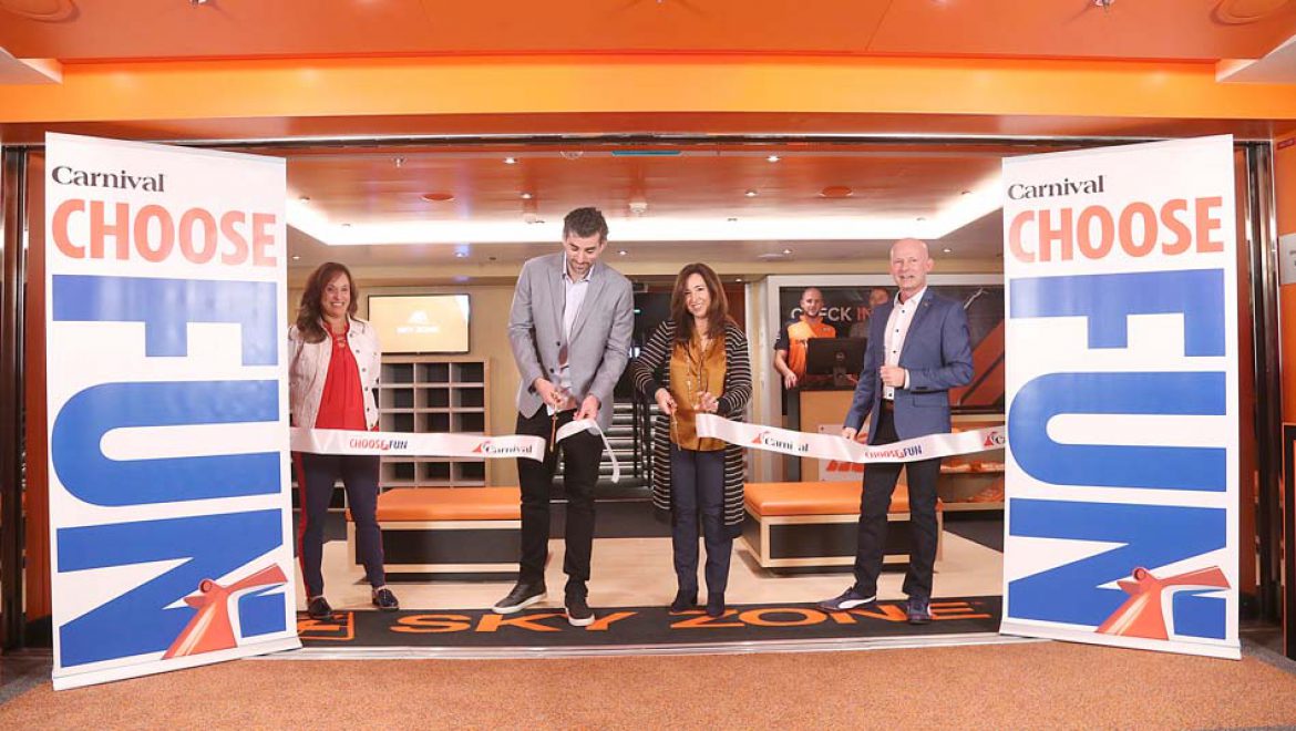 טקס גזירת הסרט לפארק הראשון בים