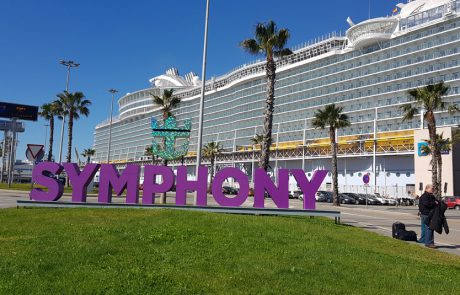 בחירת שמות לאוניות קרוזים