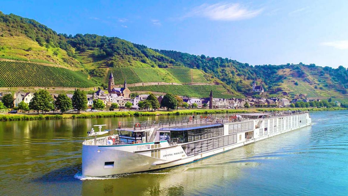 קריסטל ריבר קרוזס ממשיכה לזכות בפרסים יוקרתיים