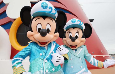 דיסני קרוז ליין חוגגת יום הולדת 25 ויוצרת קסמים בים