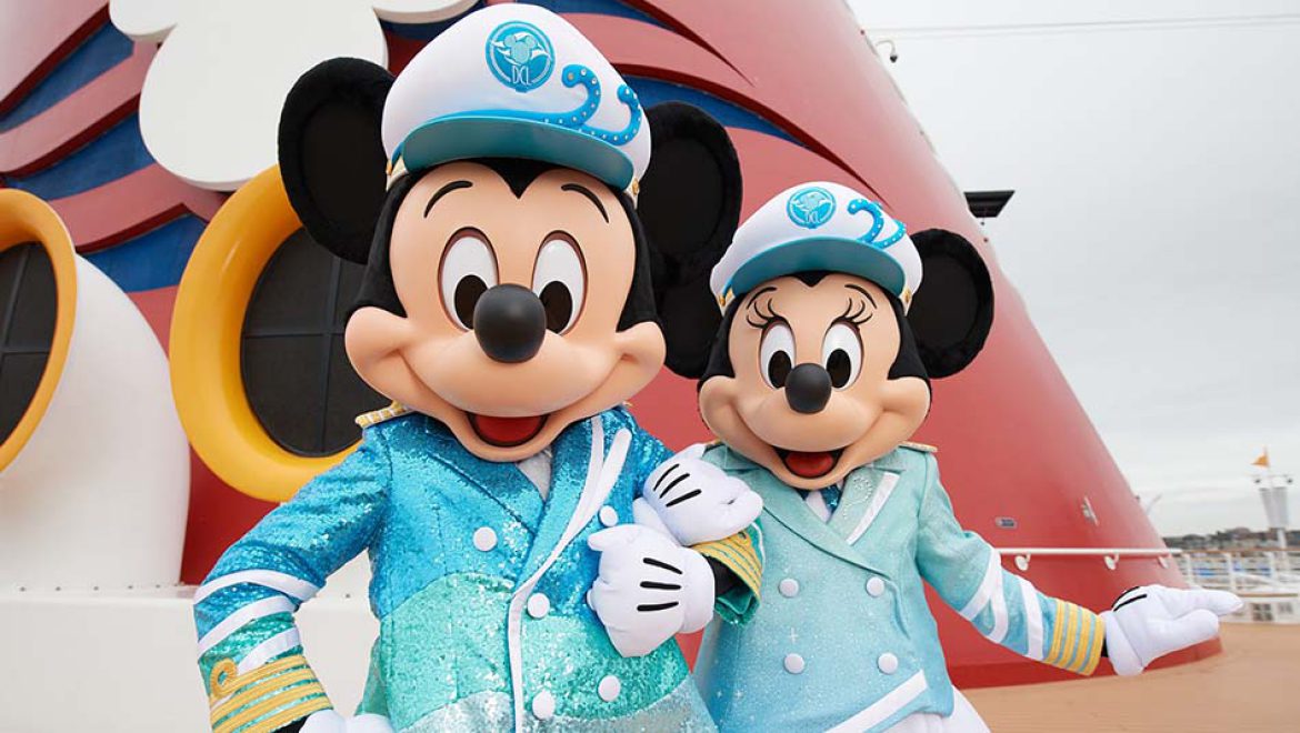 דיסני קרוז ליין חוגגת יום הולדת 25 ויוצרת קסמים בים