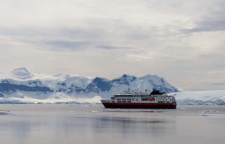סוף טוב: Ocean Explorer שוחררה משרטון עליו עלתה בגרינלנד