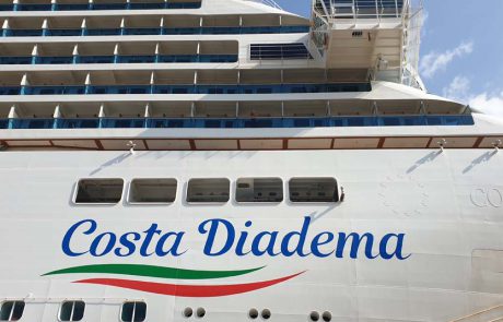 קוסטה דיאדמה הפליגה היום מגנואה שבמחוז ליגוריה