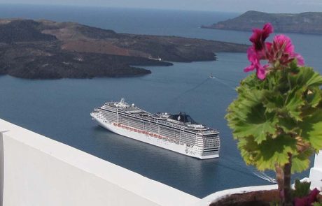 האם עונת השייט של סנטוריני תיפתח השנה כסדרה?