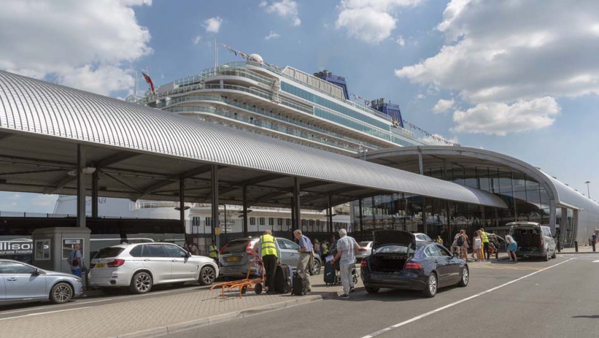 פעילות ענף הקרוזים הבינלאומית חוזרת לבריטניה