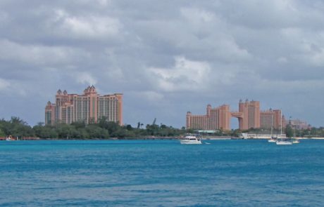 שיט חלומי בקריביים: יעד הקרוזים הפופולרי בעולם