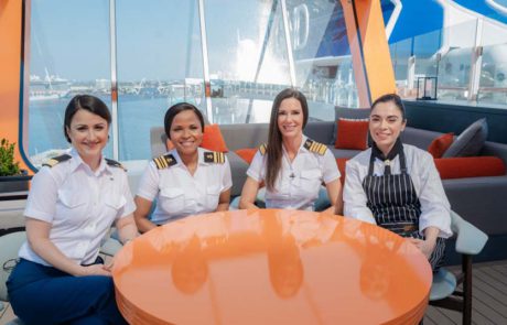 “שולחן המנדרינה”: סדרת תוכן השראה של סלבריטי קרוזס