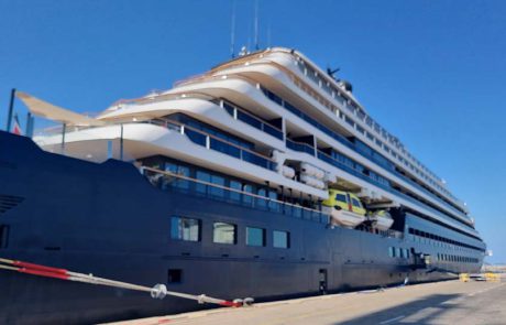 הדיווה Evrima ערכה פרמיירה בנמל אשדוד