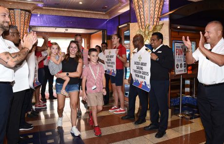 קרניבל קרוז ליין: הראשונה לשרת 7 מיליון נוסעים מנמל ניו אורלינס