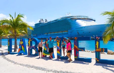 האיטי בוערת: רויאל קריביאן מבטלת הפלגות ללבאדי