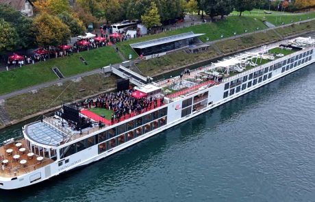 ויקינג חוגגת: הספינה ה- 100 בצי ושמות לתשע ספינות נהר חדשות