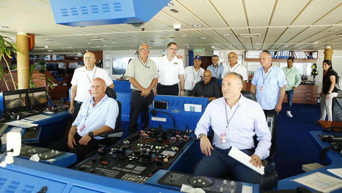 סיור מנכ”לים בטרמינל הנוסעים בנמל אשדוד