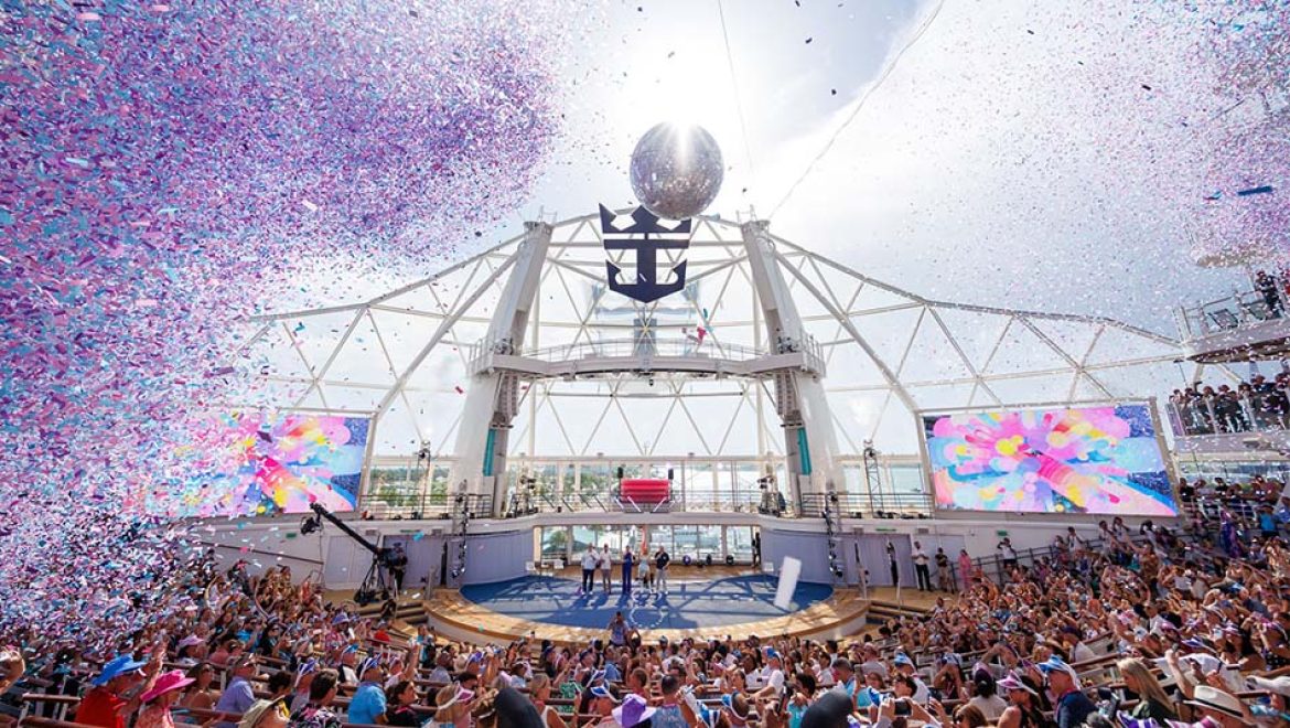 מסיבת הקיץ ב-Utopia of the Seas: מייגן טריינור ורויאל מארחות