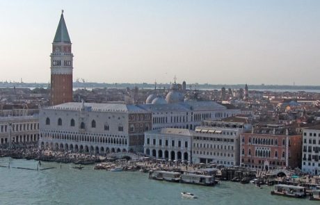 ממשלת איטליה אוסרת מעבר אוניות קרוזים במרכז העיר ונציה