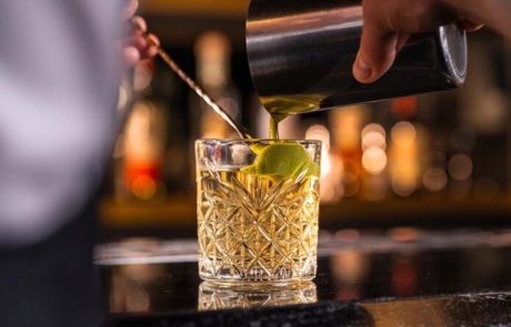 Handshake Speakeasy – הבר הטוב בצפון אמריקה מגיע לפרינסס