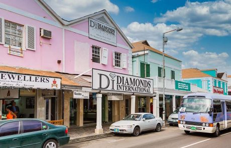 Oceania ו-Regent במיזם קניות יוקרתי חדש בים