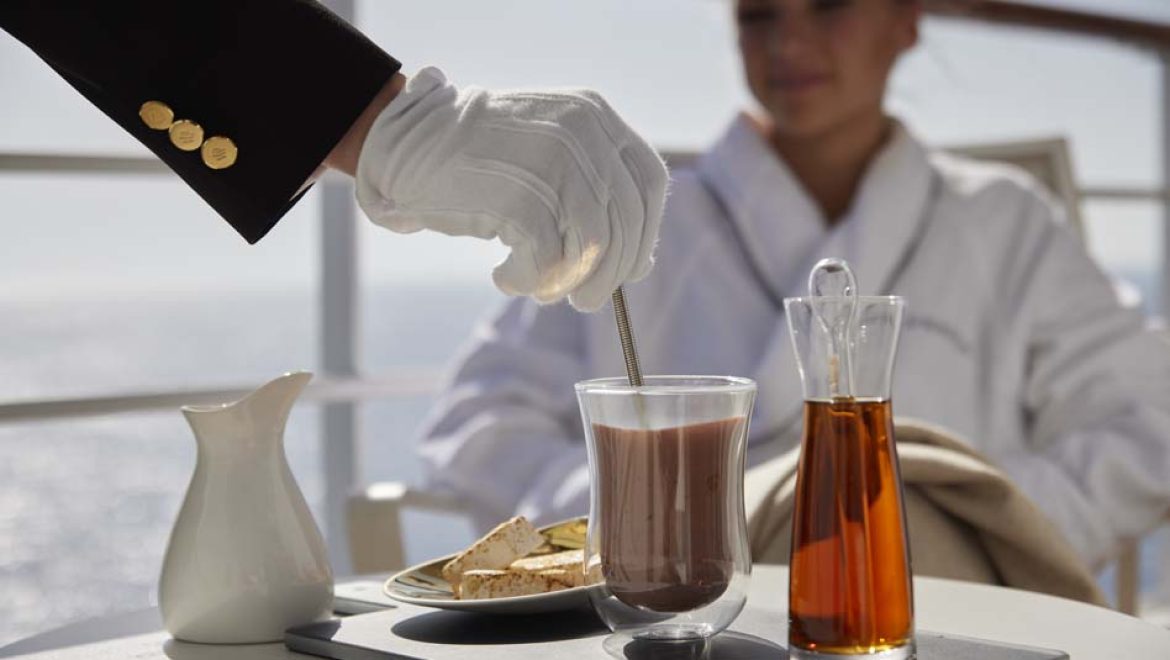 סילברסי קרוזס מצרפת את Silver Dawn, הספינה ה-10 בצי