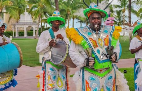 שיפוץ Grand Lucayan – השקעה אסטרטגית בתיירות השייט