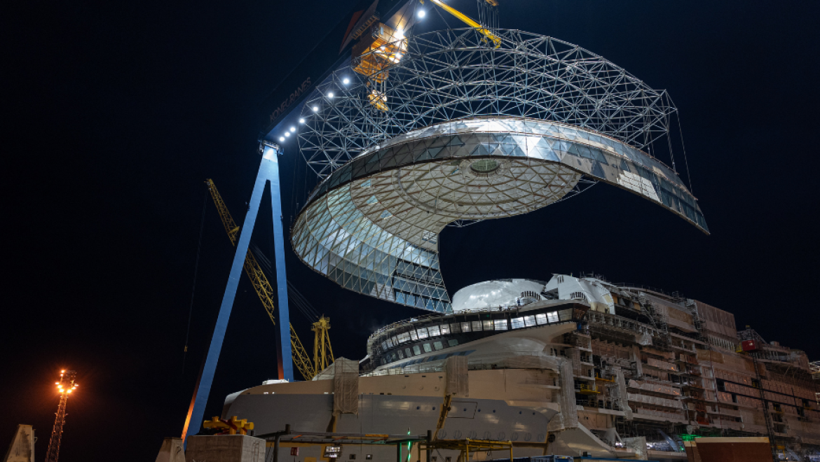 הכיפה הענקית של Legend of the Seas הותקנה בהצלחה